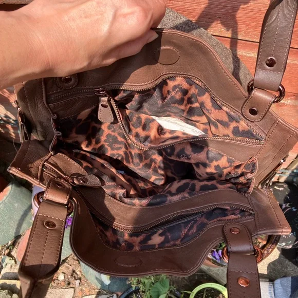 NWT B. Makowsky Bohemian Brown Leather & Rose Gold Hardware Shoulder Bag Boho - Picture 7 of 13